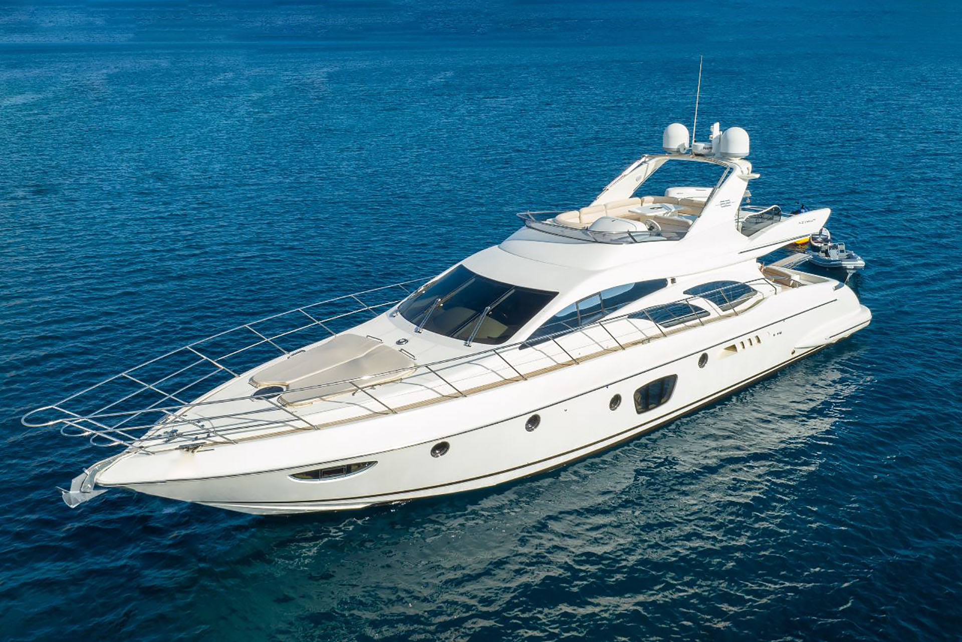 Read more about the article GRACE – Azimut 62′